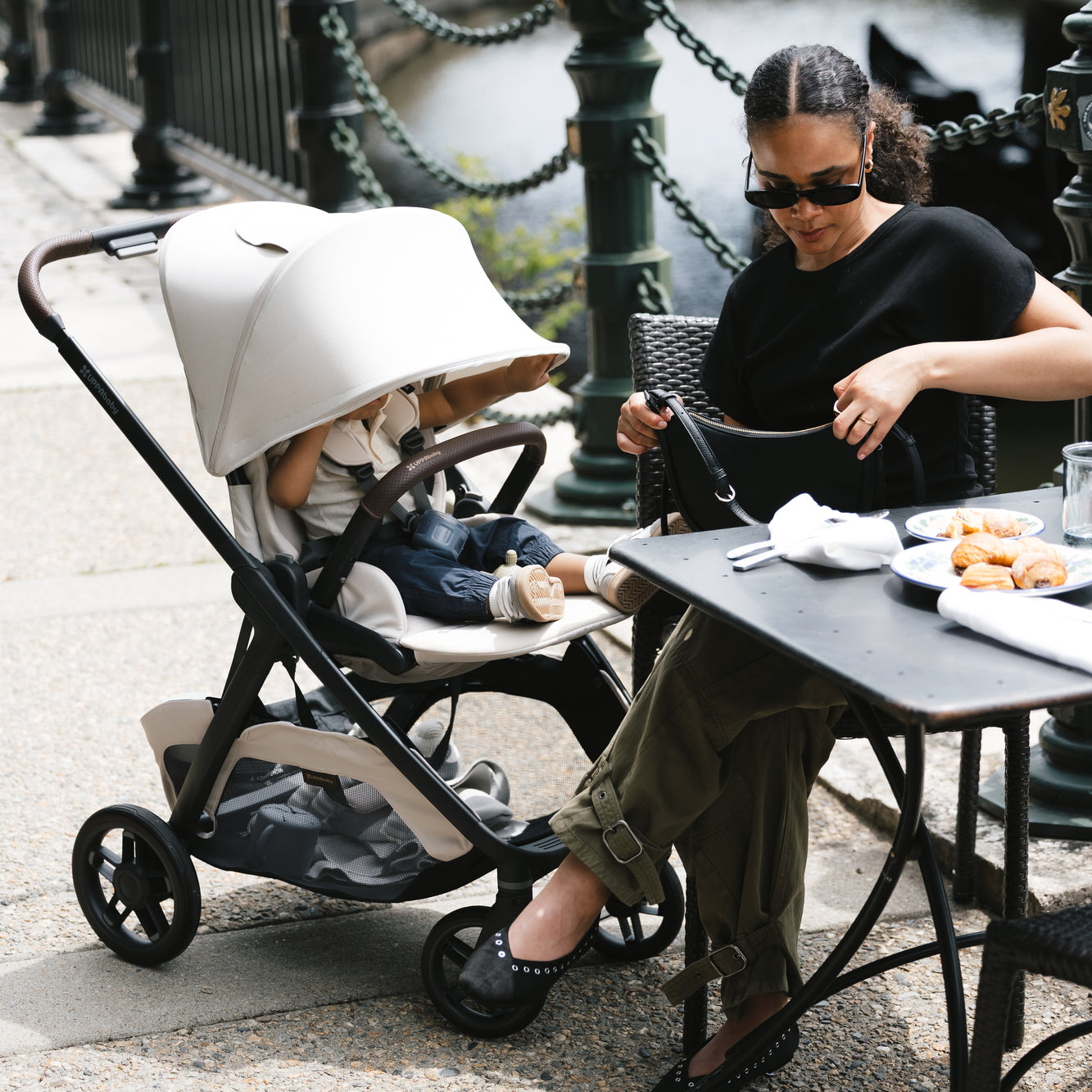 UPPAbaby Kona Stroller *PRE-ORDER * SHIPS LATE SEPTEMBER