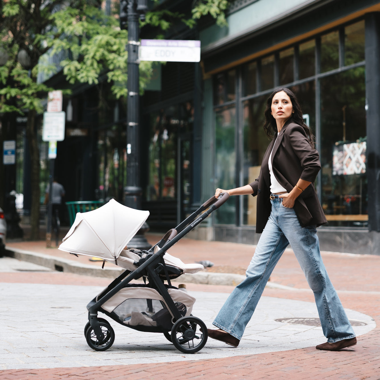 UPPAbaby Kona Stroller *PRE-ORDER * SHIPS LATE SEPTEMBER