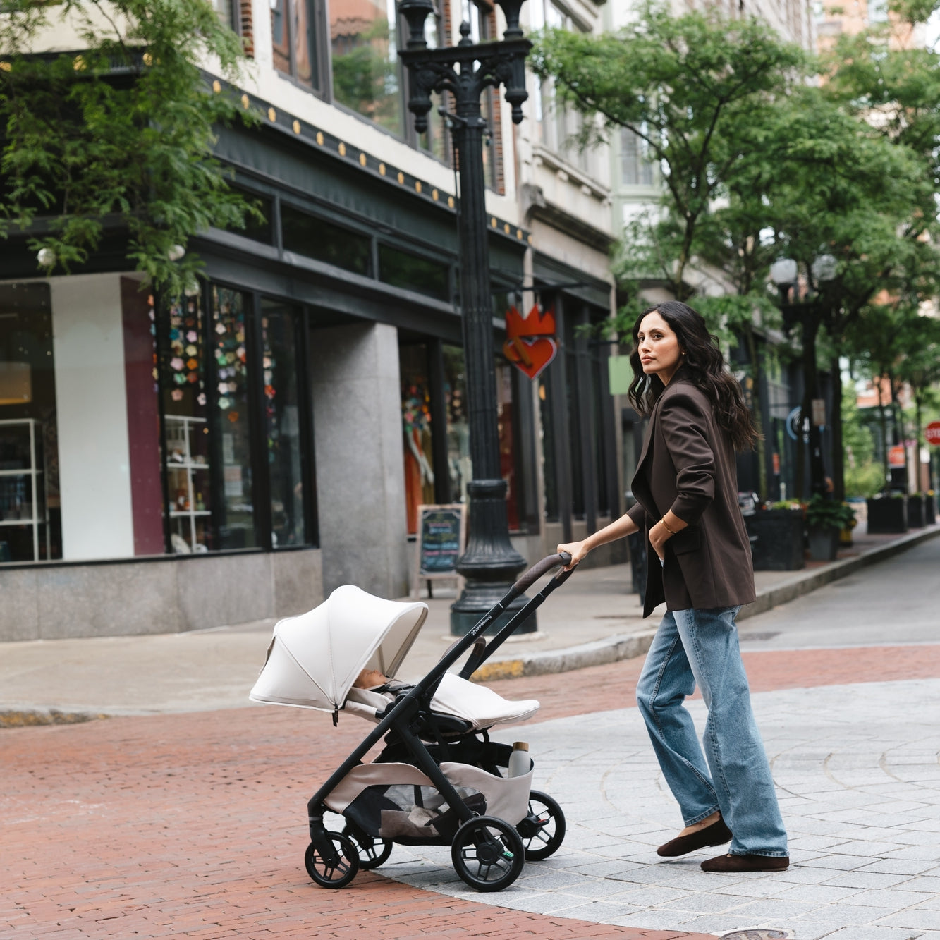 UPPAbaby Kona Stroller *PRE-ORDER * SHIPS LATE SEPTEMBER