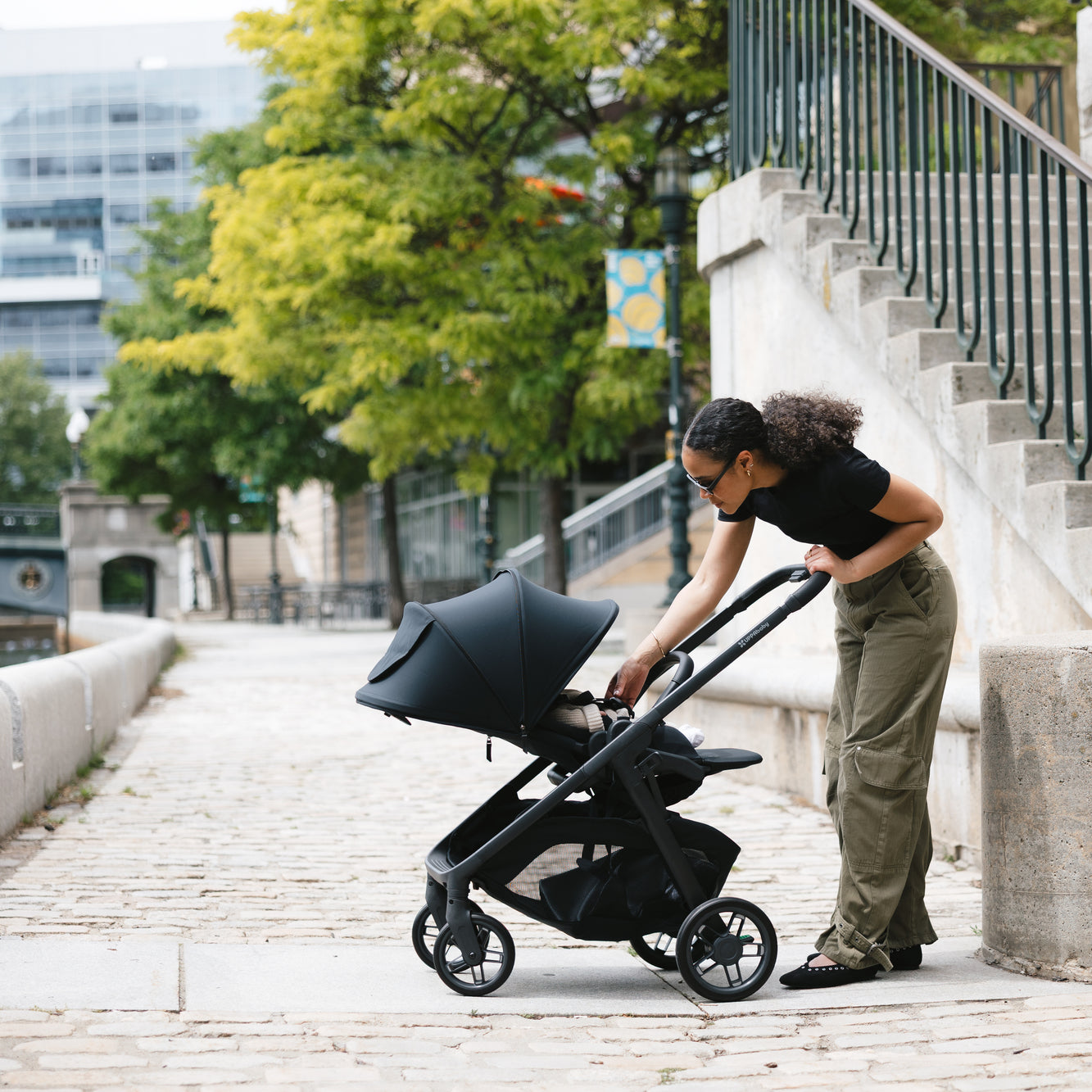 UPPAbaby Kona Stroller *PRE-ORDER * SHIPS LATE SEPTEMBER