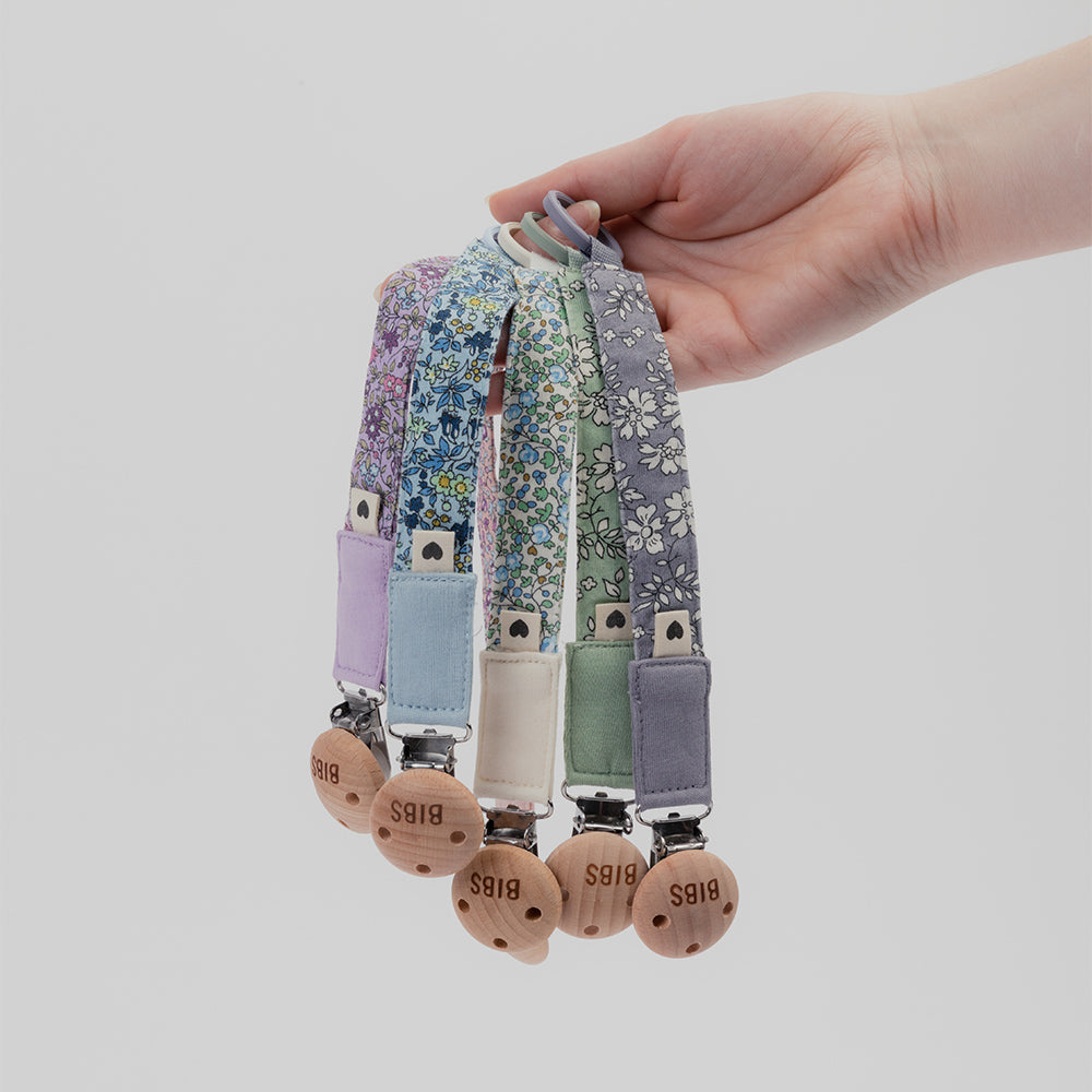 BIBS x LIBERTY Pacifier Clip | Capel Fossil Grey