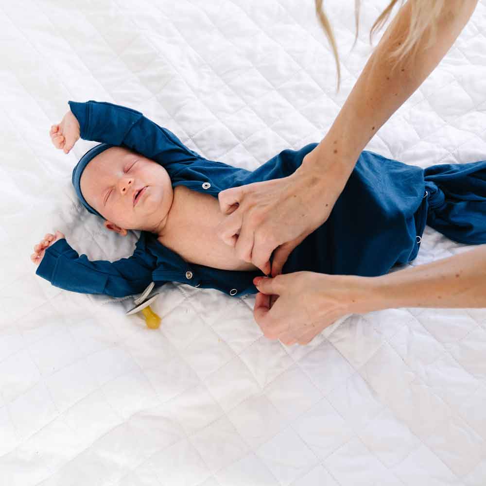 Copper Pearl Newborn Knotted Gown | River