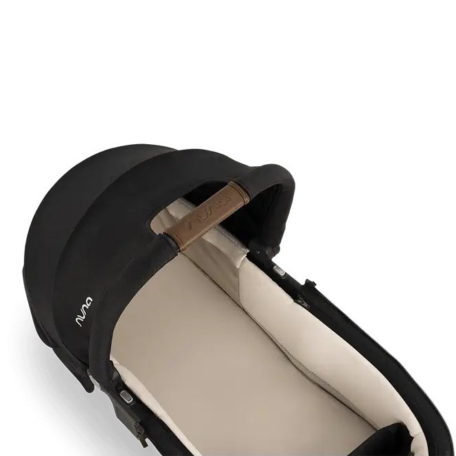 Nuna SWIV™ & TRIV™ series bassinet + stand.*in store pick up only*