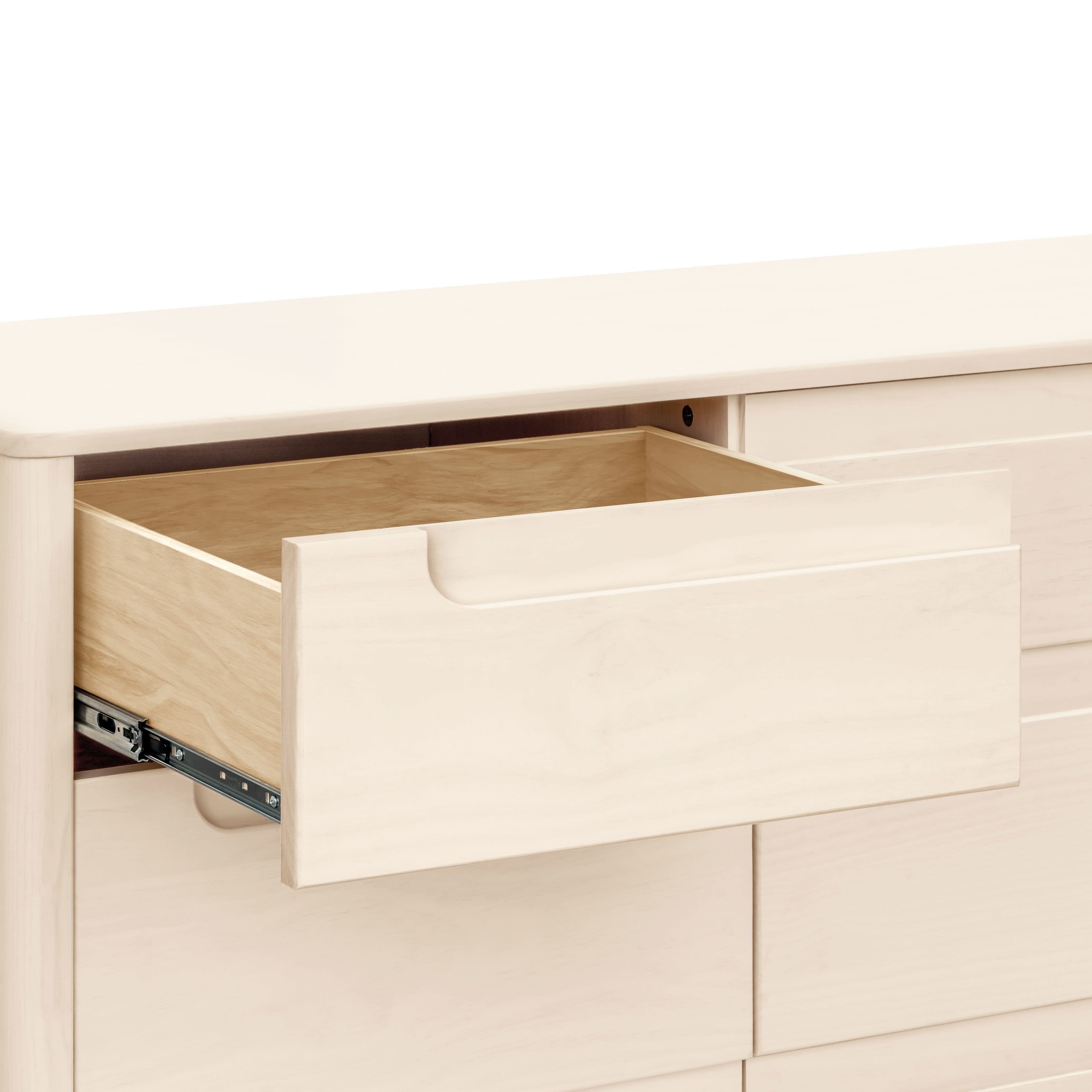 Babyletto Yuzu 9-Drawer Dresser