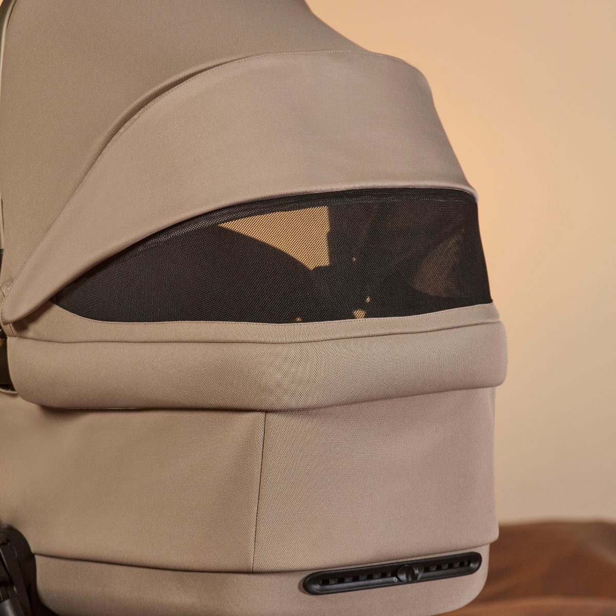 Silver Cross Reef 2 First Bed Folding Bassinet (2025 Edition)