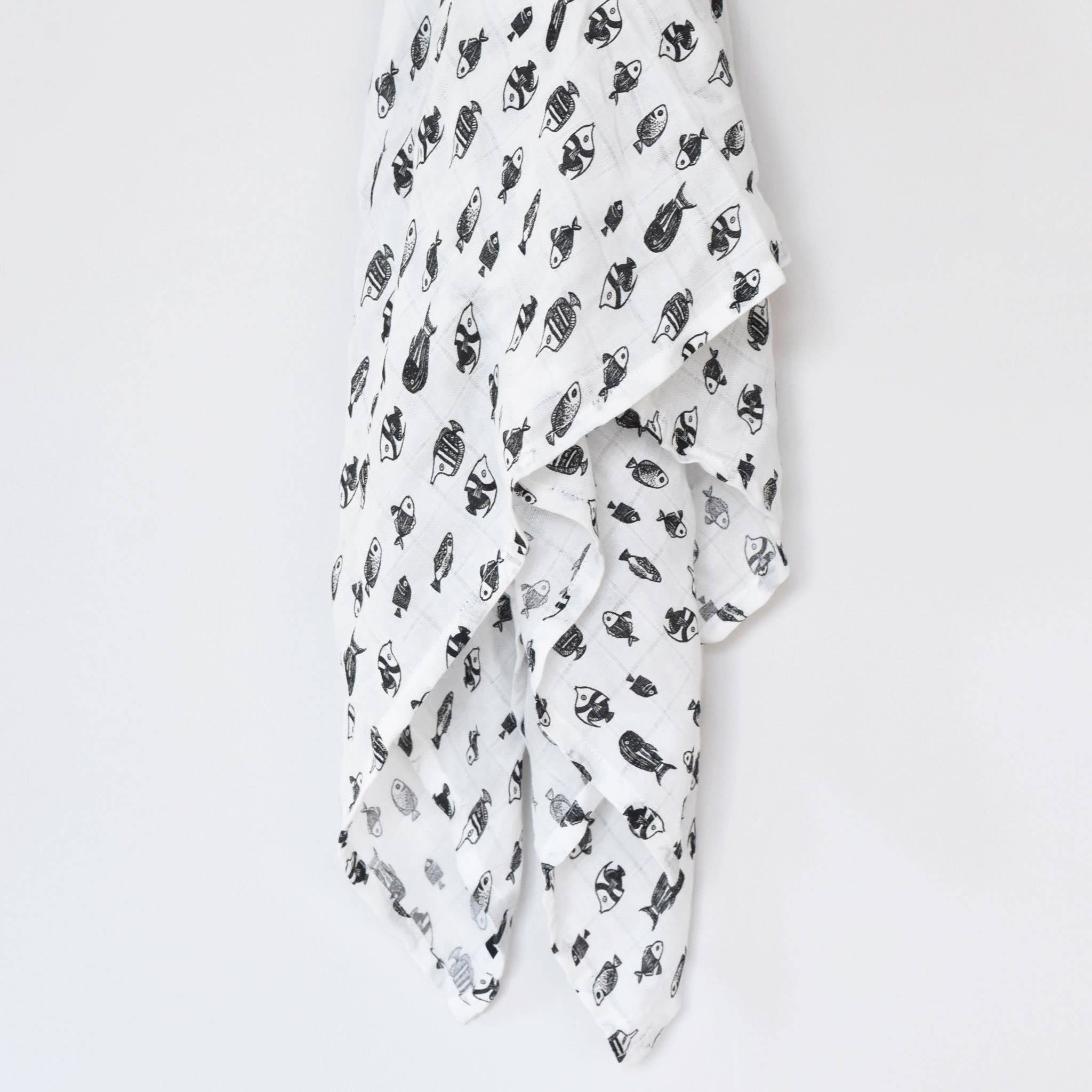 Wee Gallery - Organic Muslin Swaddle - Fish