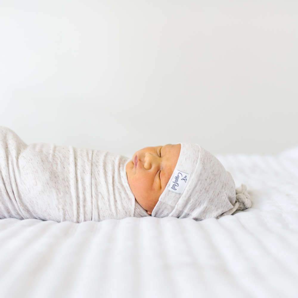 Copper Pearl Top Knot Hat - Oat