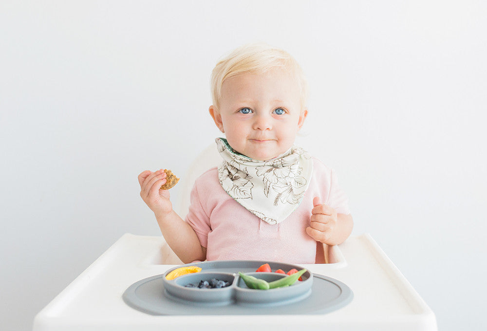 EZPZ Mini Mat & Cup Feeding Set